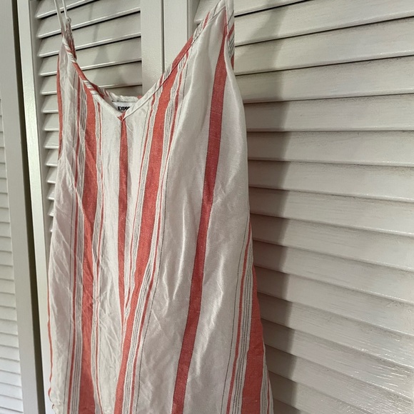 Express -  Light summery top with back tie - Picture 3 of 5